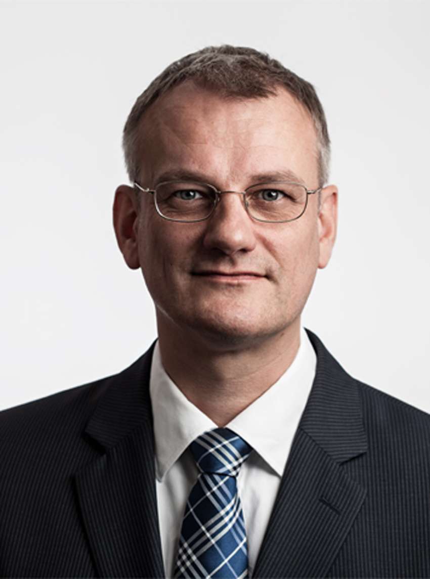 Dr. Matthias Spirolke
